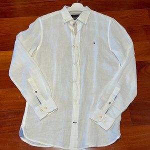 Casual slim fit summer button down Tommy Hilfiger shirt